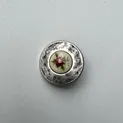 Runder Metallknopf in Altsilber mit Porzellan-Einsatz und rosa Rosenmotiv